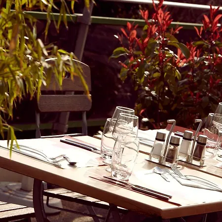 Campanile 3* Villejuif